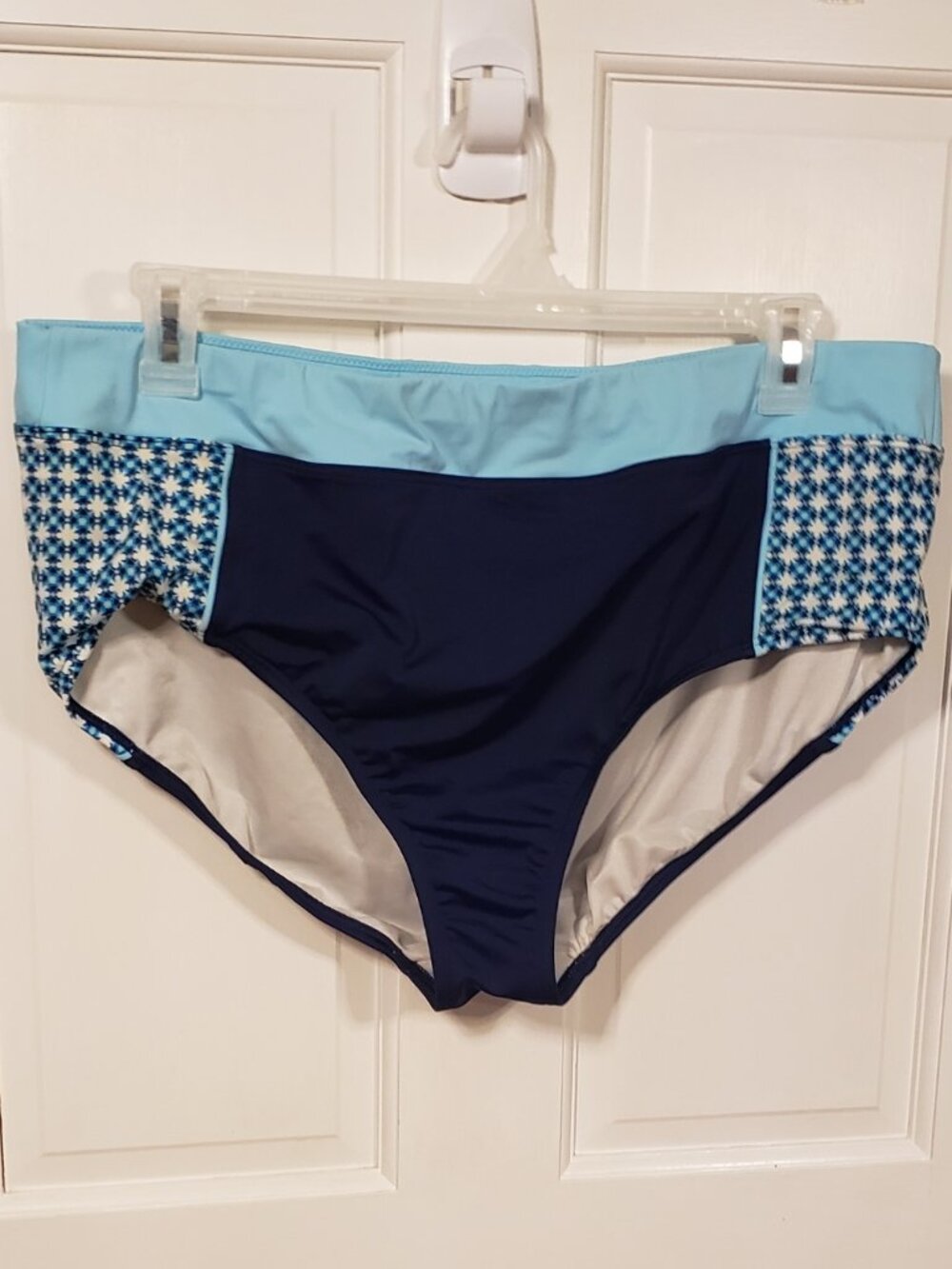 Lands’ End 20W Navy Blue Floral Full Coverage Bikini Swim Bottom
